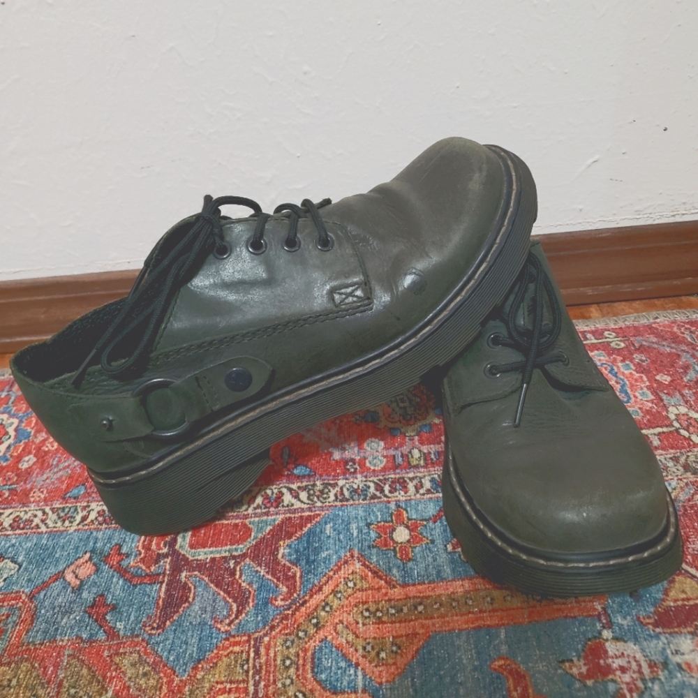 Vintage Olive Green Dr Martins Size 10